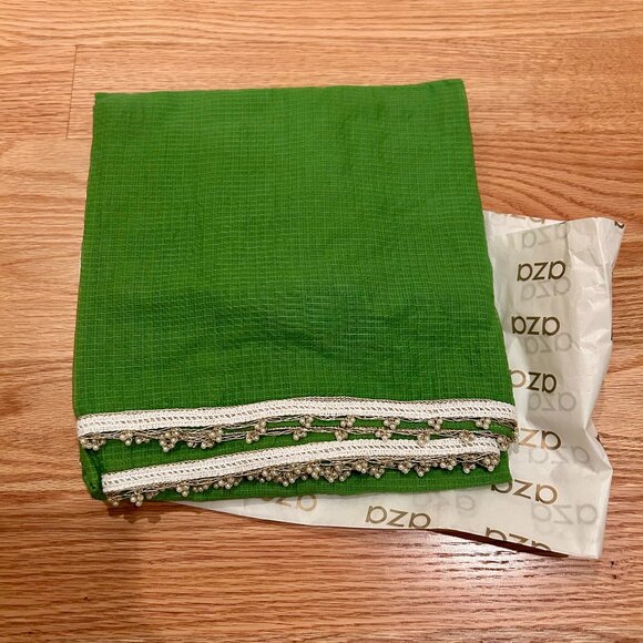 Green Women's Kurta Set Neha Khullar - Picture 5 of 8